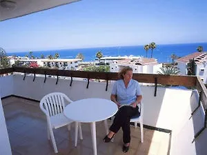 Arenas Aparthotel 3*