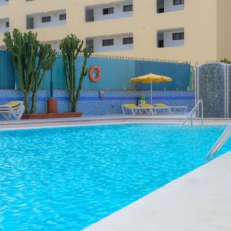 Apartahotel Arenas 3*